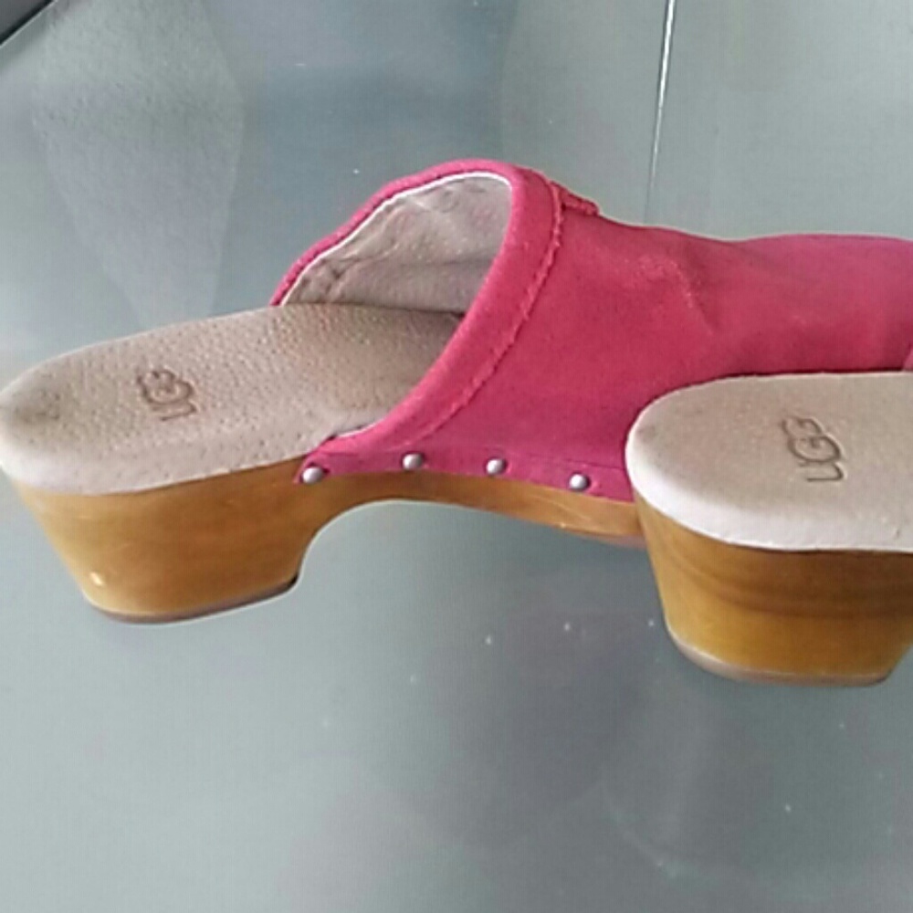 UGG Mules/Clogs - Picture 2 of 6